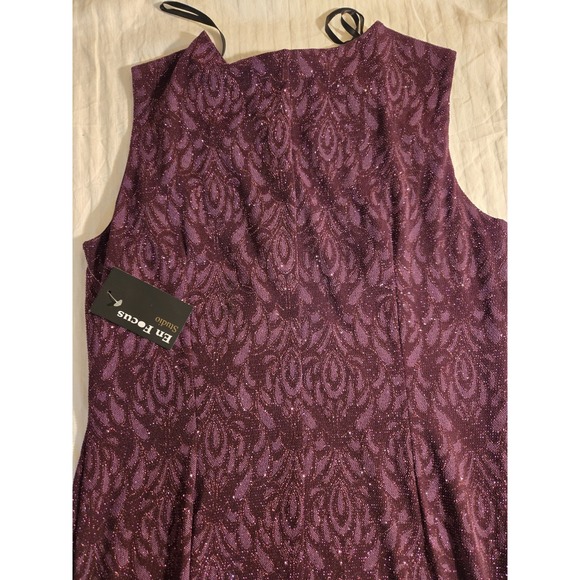 NWT EnFocus Studio Sequin Burgundy Mermaid Sleeveless Dress Size 14 Prom Evening - Picture 9 of 14